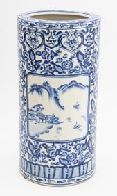 Chinese Blue and White Porcelain Umbrella Stand