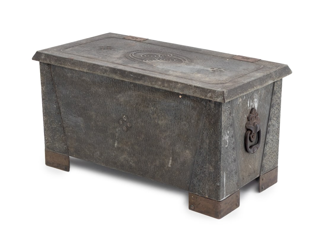 Arts and Crafts Steel and Copper Scuttle (1 of 10)