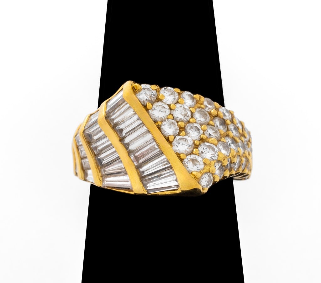 18K Yellow Gold Diamond Ring (1 of 8)