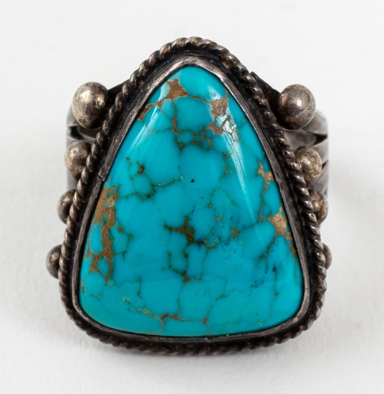 Navajo Dine Silver Turquoise Ring (1 of 8)