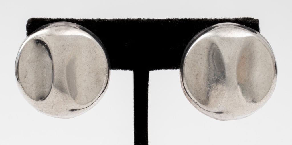 Taxco Mexican Silver Modernist Domed Disc Earrings (1 of 5)