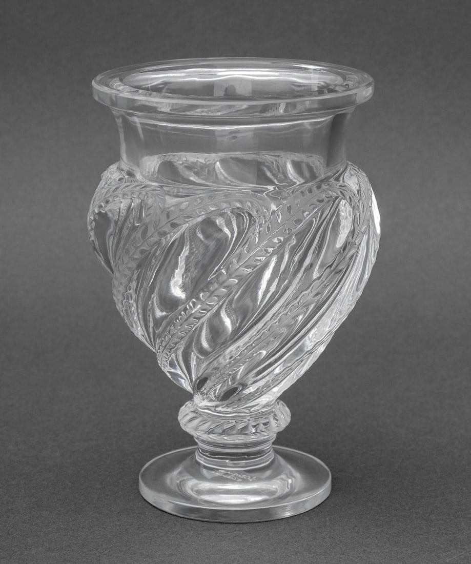 Lalique "Ermenonville" Crystal Vase (1 of 5)