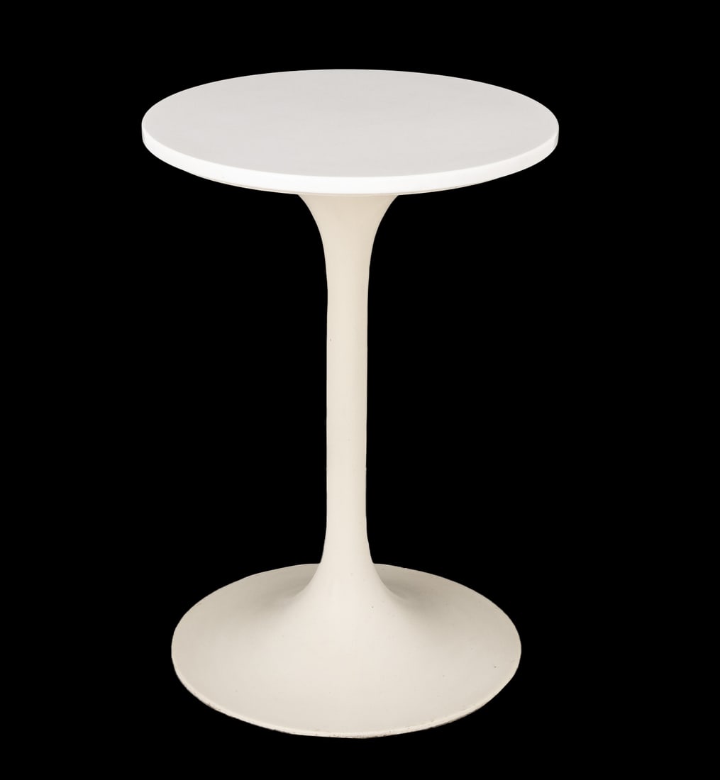 Eero Saarinen Tulip Style Side Table (1 of 4)