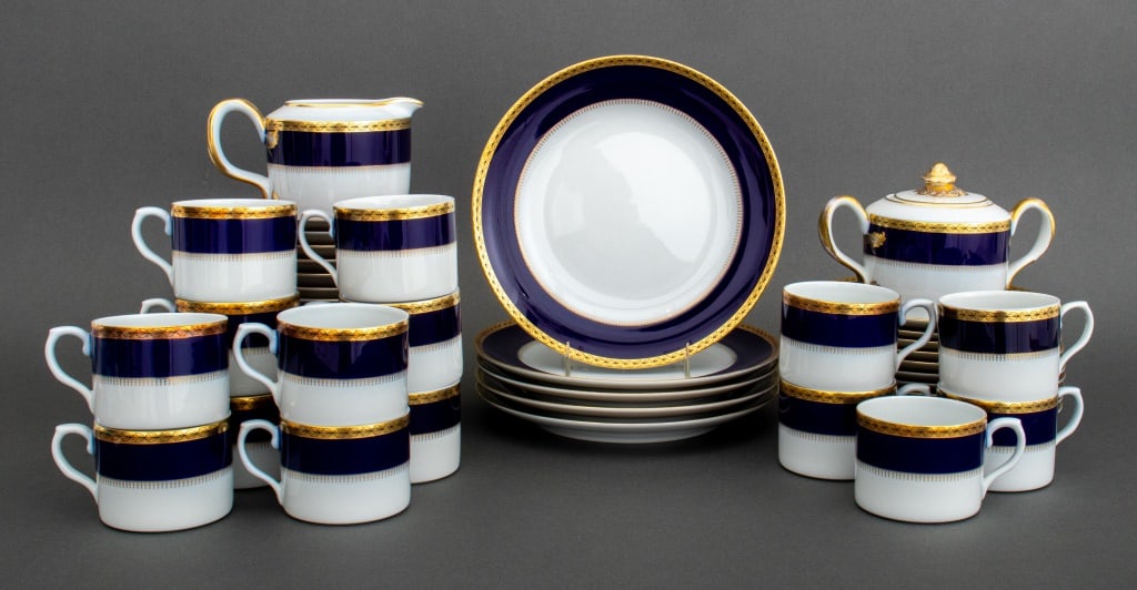 Vista Alegre "Brest" Porcelain Dinner Service, 49: Vista Alegre "Brest" Pattern Porcelain Dinner Service, comprising: five (5) luncheon plates, eleven (11) bread plates, fifteen (15) coffee cups, sixteen (16) saucers, (1) creamer, and (1) double handl