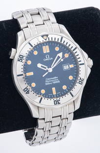 Omega Seamaster Professional Diver Watch: Omega Seamaster Professional Diver Watch, cased in stainless steel with stainless steel bracelet and fold-over clasp actuated with a double push button safety, featuring a black dial with luminous han