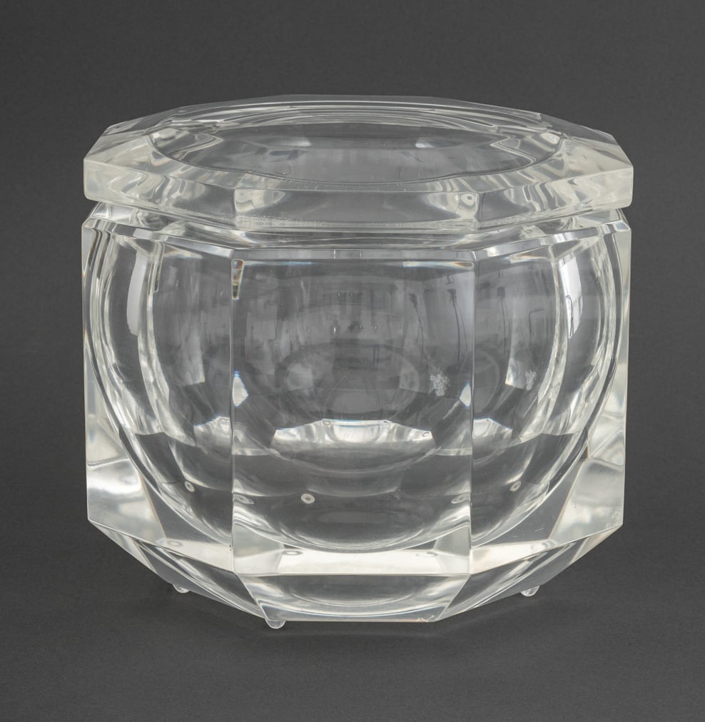 Alessandro Albrizzi Lucite "Gem" Ice Bucket: Alessandro Albrizzi (Italian, 1934-1994) Lucite "Gem" Ice Bucket, with hinged swivel lid. 7.75" H x 10" W x 10" D. Provenance: From an Upper West Side, New York City Estate. Keywords: Ice pail, Champa