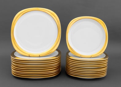 Rosenthal "Suomi" Porcelain Service for 12