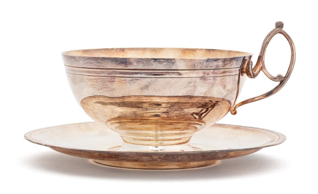 Christofle for Lacroix & Lamy Silver Plate Bowl: Christofle for Lacroix and Lamy Silver Plate Bowl, with single handle and underplate, marked to the underside. Overall: 4" H x 7.5" W x 7.25" D. Provenance: From a New York City Collection. Keywords: