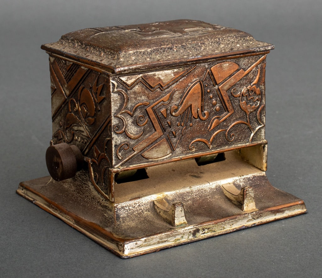 Japanese Art Deco Cigarette Dispenser (1 of 9)