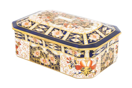 Royal Crown Derby for Tiffany & Co. Covered Box