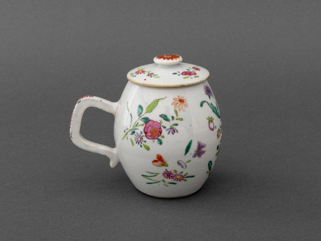 Chinese Export Famille Rose Porcelain Covered Pot