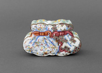 Chinese Enamel Covered Box, Qing Dynasty