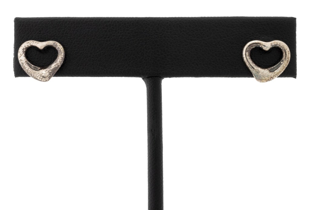 Elsa Peretti Tiffany & Co. 925 Open Heart Earrings (1 of 8)