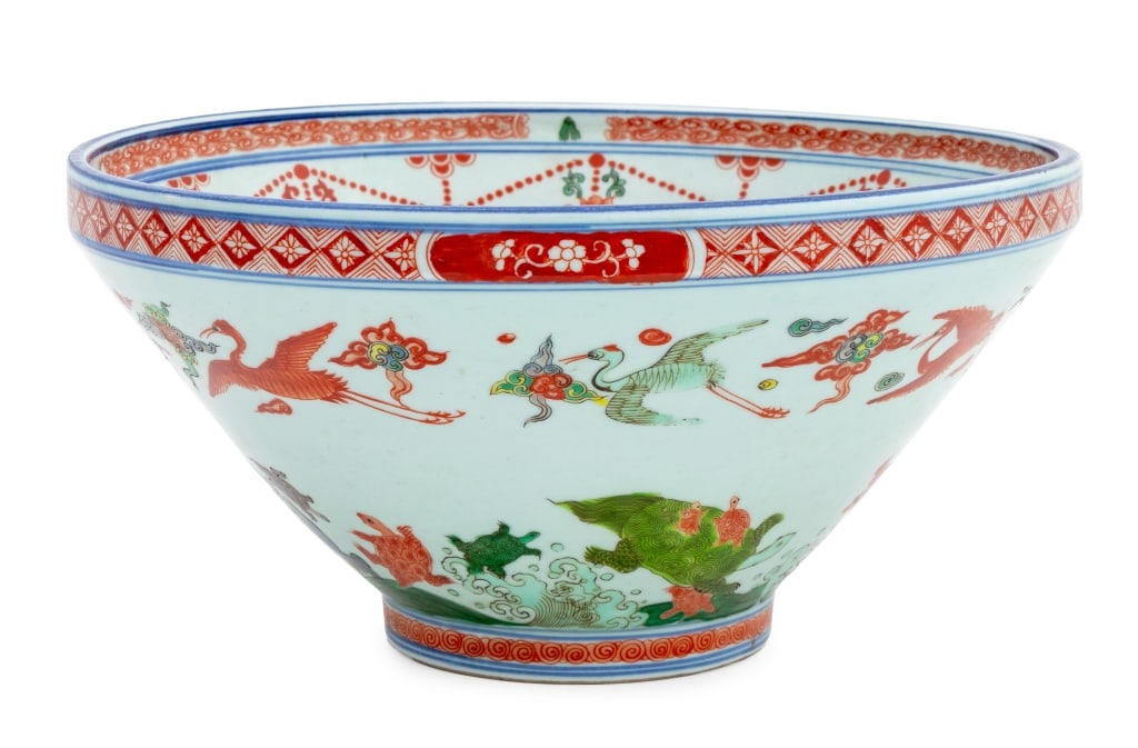 Chinese Wucai Porcelain Bowl (1 of 9)