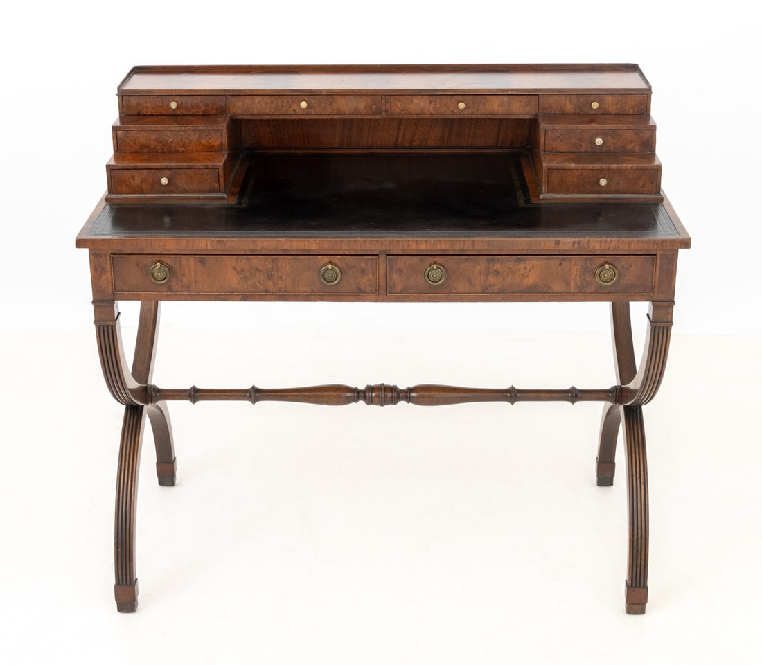 English Regency Flame Mahogany and Walnut Desk - 3