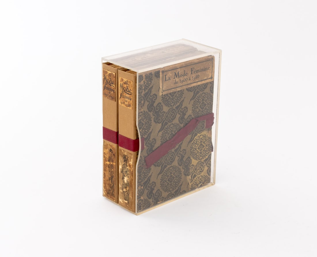 "La Mode Feminine", 1490-1920 - 3