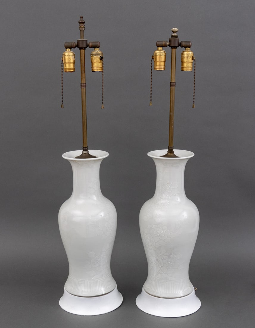 Japanese Bianco Sopra Porcelain Vases as Lamps, 2 (1 of 7)