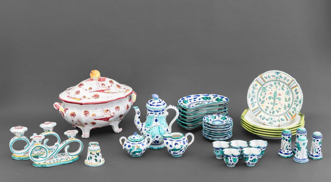 Italian Majolica Pottery Tableware, 34 Pcs. (1 of 20)