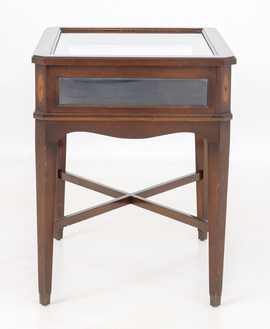 Regency Style Mahogany Display Table - 7