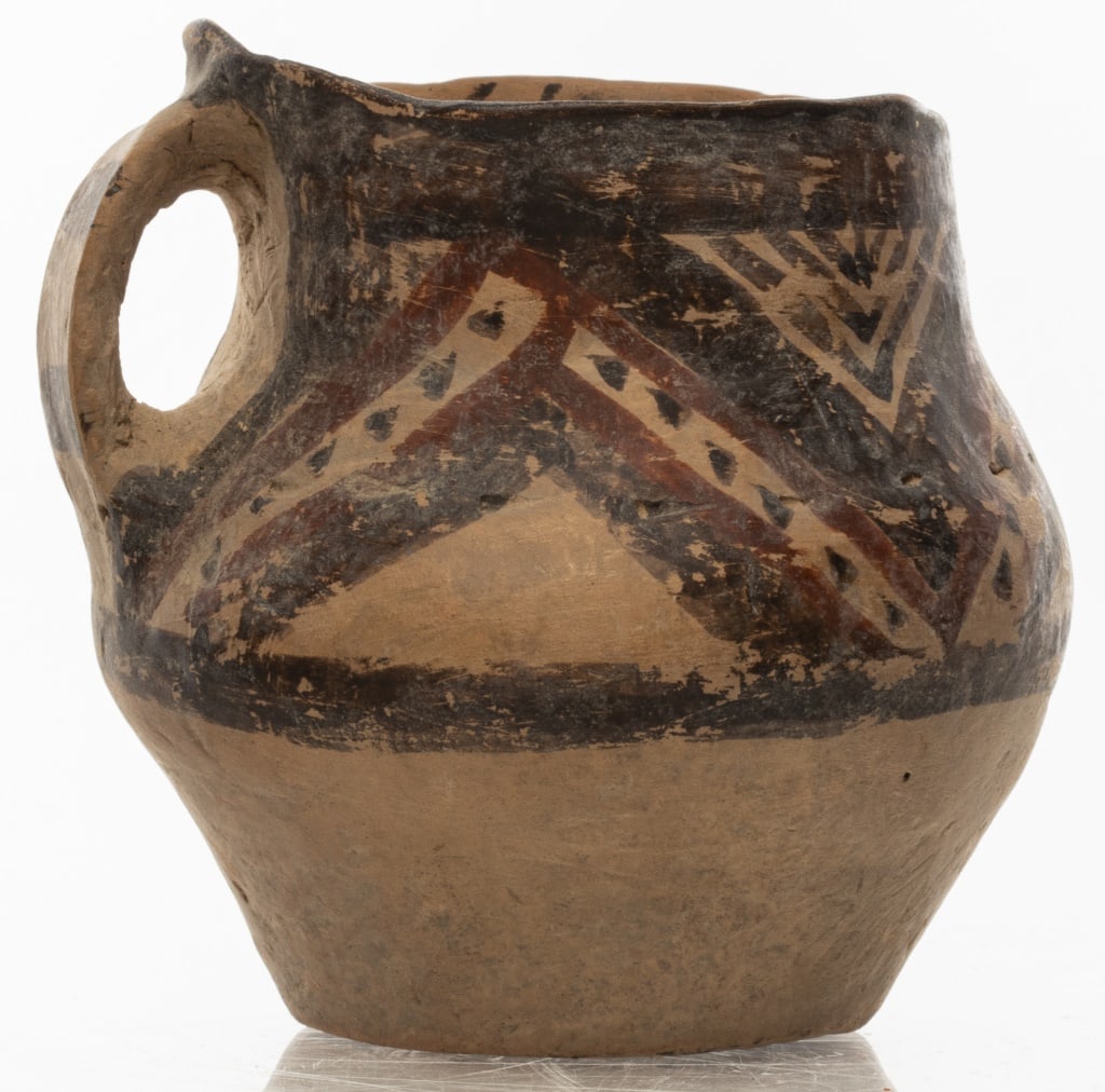 Chinese Neolithic Pottery Storage Vessel (1 of 4)