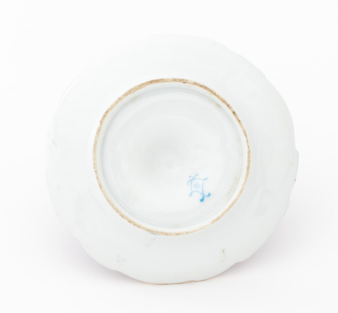 Samson Porcelain Hand Form Ring Holder - 7