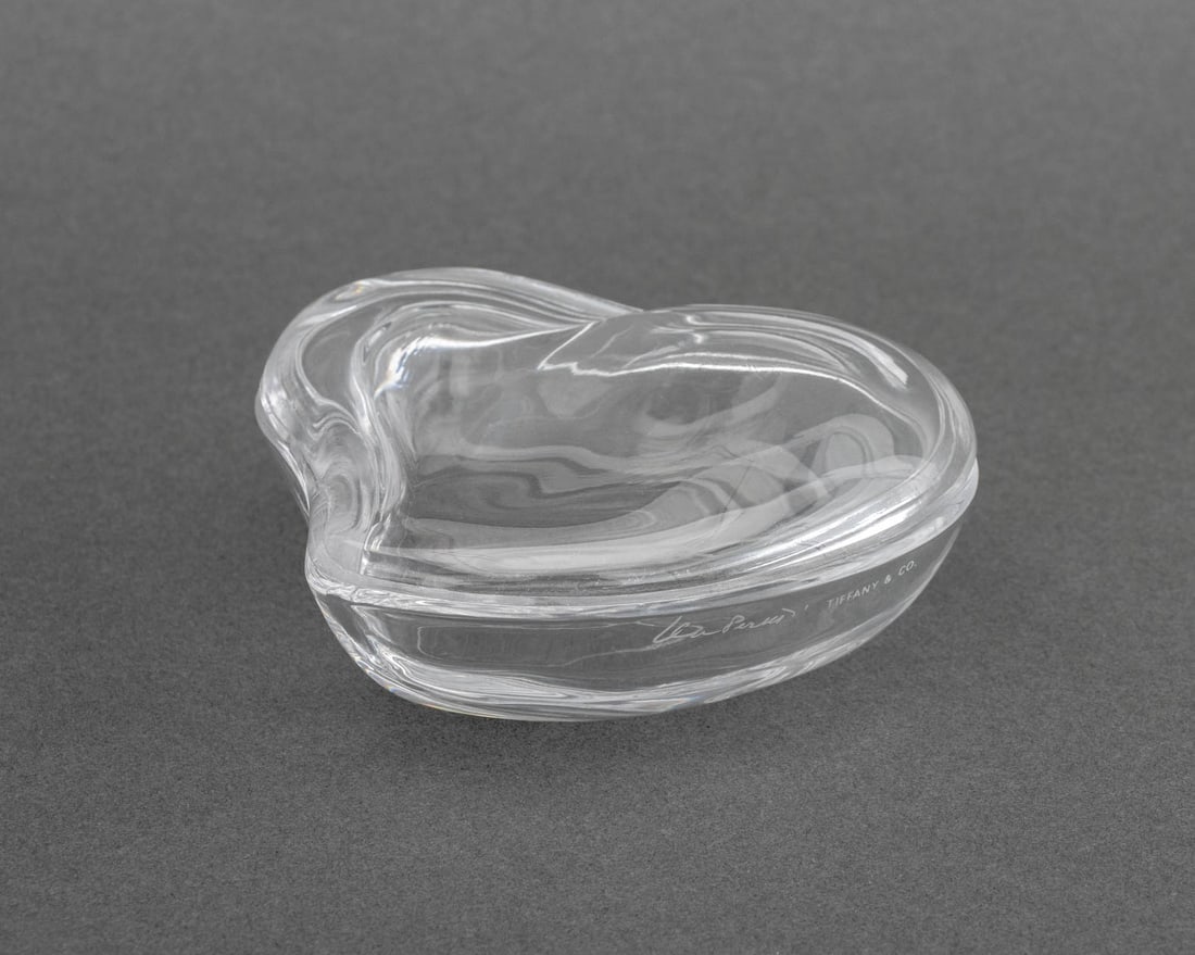 Elsa Peretti x Tiffany & Co. Heart Form Glass Box (1 of 16)