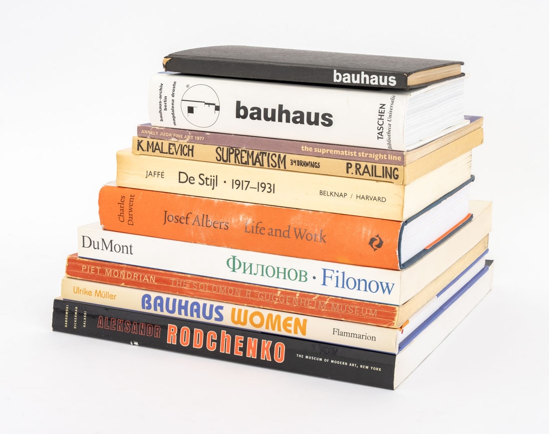 Books on Modern Art Movements, 10: Collections of 10 Books on Modern Art Movements, comprising: "Bauhaus 1919-1933", Droste, Magdalena, "Bauhaus Women", "Bauhaus Weimer 1919 bis 1925", Schmidt, Diether, Muller, Ulrike, "Joseph Albers L