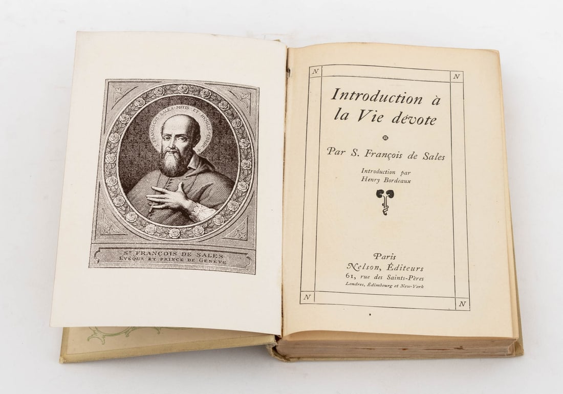 Fiction and Literature Books, 15 - 16