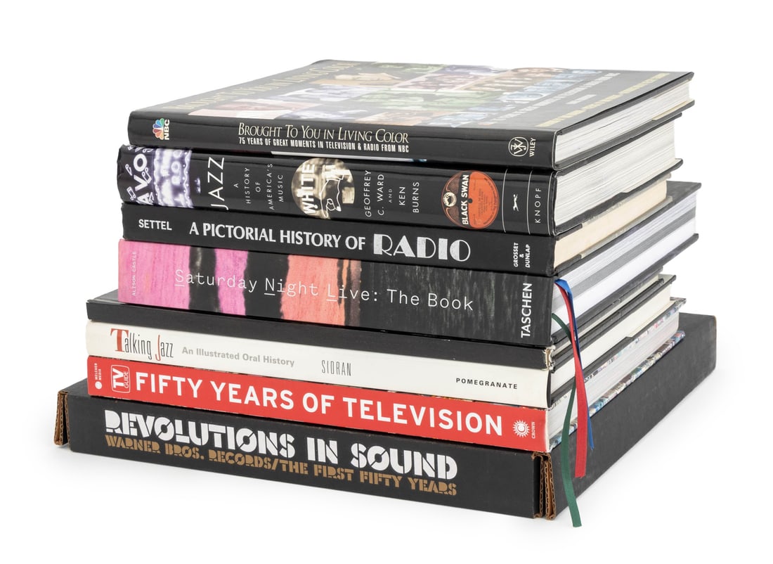 Books on Multimedia, 8 (1 of 11)