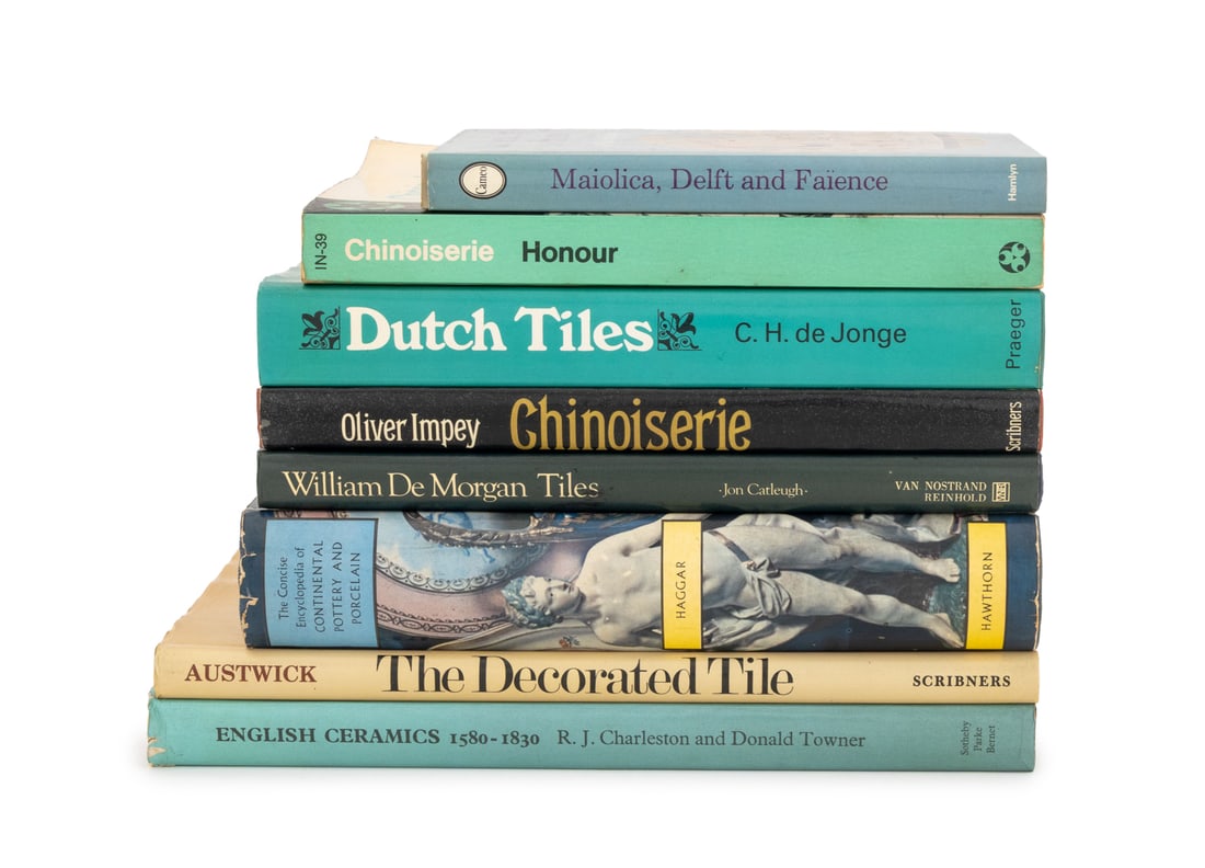 Books on Ceramics, 8: Collection of Eight Books on Ceramics, comprising: "Chinoiserie", Impey, Oliver, "Dutch Tiles", de Jonge, C. H., "The Concise Encyclopedia of Continental Pottery and Porcelain", Haggar, Reginald G., "
