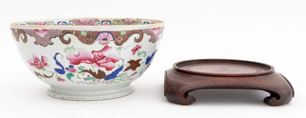 Chinese Famille Rose Porcelain Punch Bowl & Stand (1 of 6)