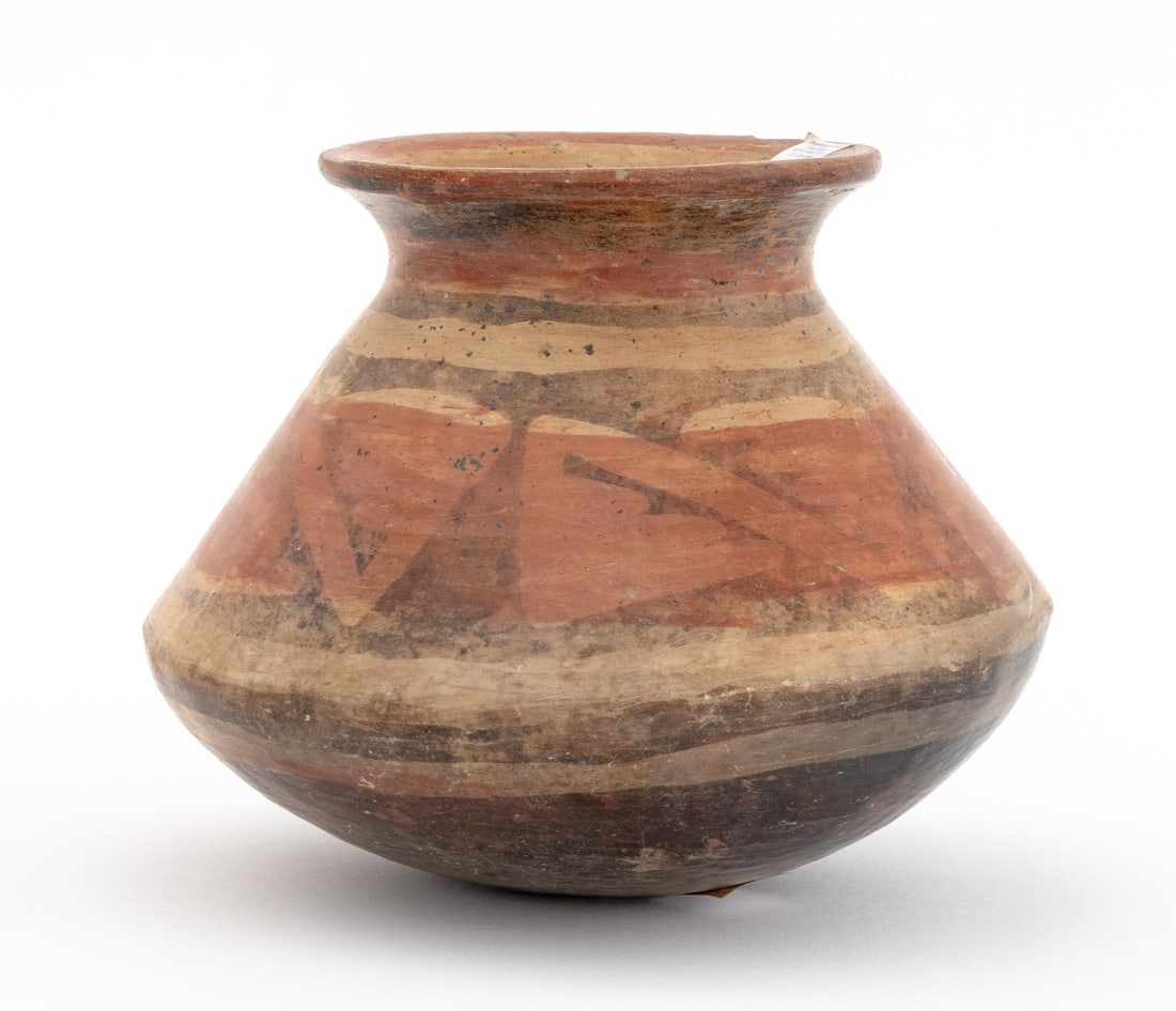 Pre-Columbian Polychromed Pottery Vase (1 of 7)