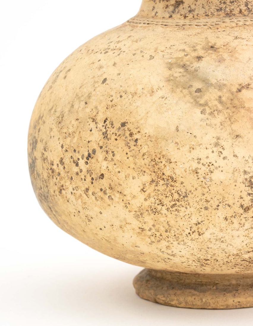 Pre-Columbian Pottery Ovoid Vase - 5