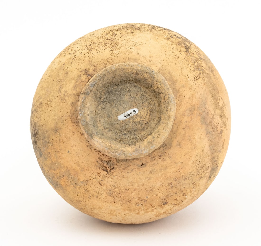 Pre-Columbian Pottery Ovoid Vase - 7