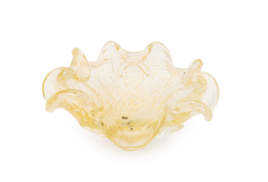 Murano Gold-Flecked Glass Floral Form Bowl: Murano Gold-Flecked Glass Floral Form Bowl, unmarked. 4.5" H x 11.5" Diameter. Provenance: From a New York City Collection. Keywords: Murano Glass, Venetian Glass, Vintage, Art Glass, Studio glass, Ta