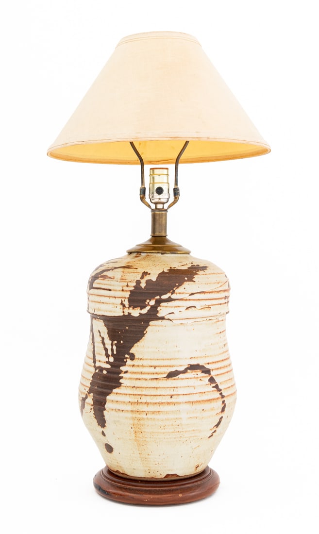 Mid-Century Modern Art Pottery Table Lamp (1 of 4)