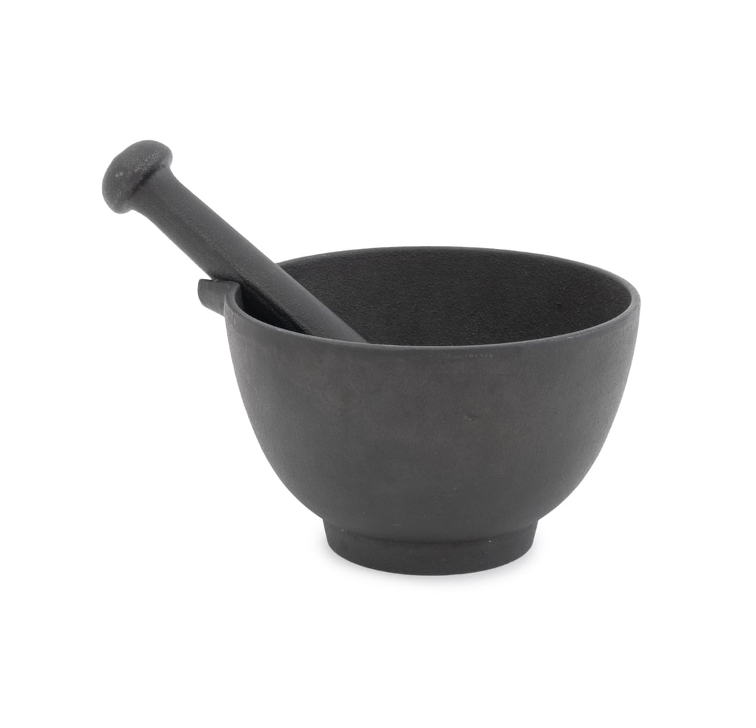 Cast Iron Mortar and Pestle (1 of 10)