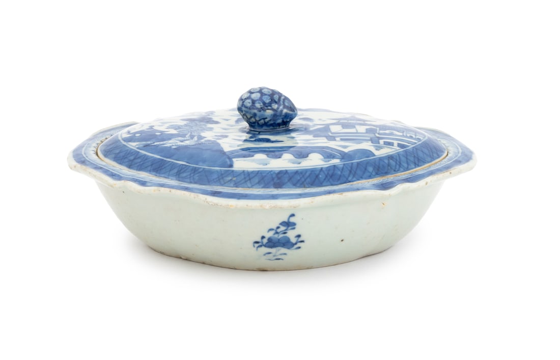 Chinese Blue & White Porcelain Covered Tureen (1 of 7)