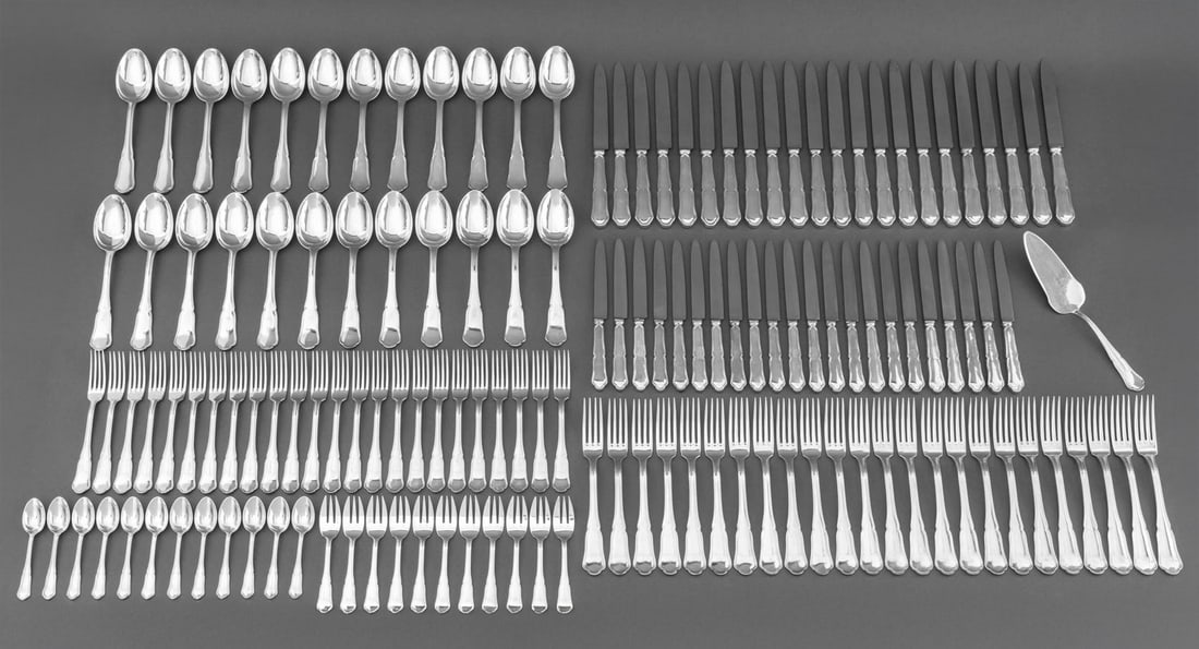 O. Wiskemann Silver Plate Flatware, 207 Pcs.: Set of Orfevrerie Wiskemann Silver Plate Flatware Pieces, comprising: (22) twelve dinner knives, (24) twelve dinner forks, (22) twenty-two luncheon knives, (36) thirty-six luncheon forks, (24) twelve