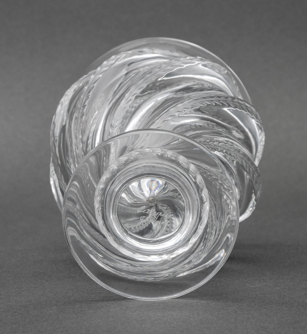 Lalique "Ermenonville" Crystal Vase - 4