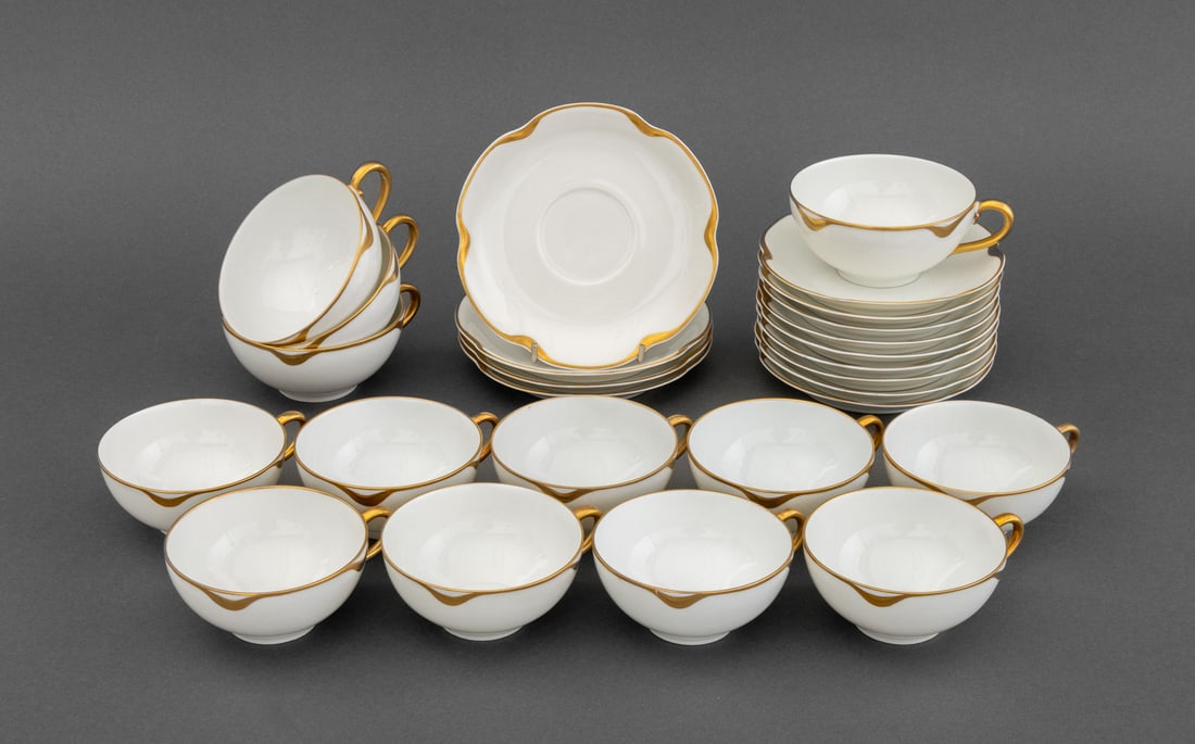 Haviland Limoges Porcelain Part Service, 26 Pcs. (1 of 11)