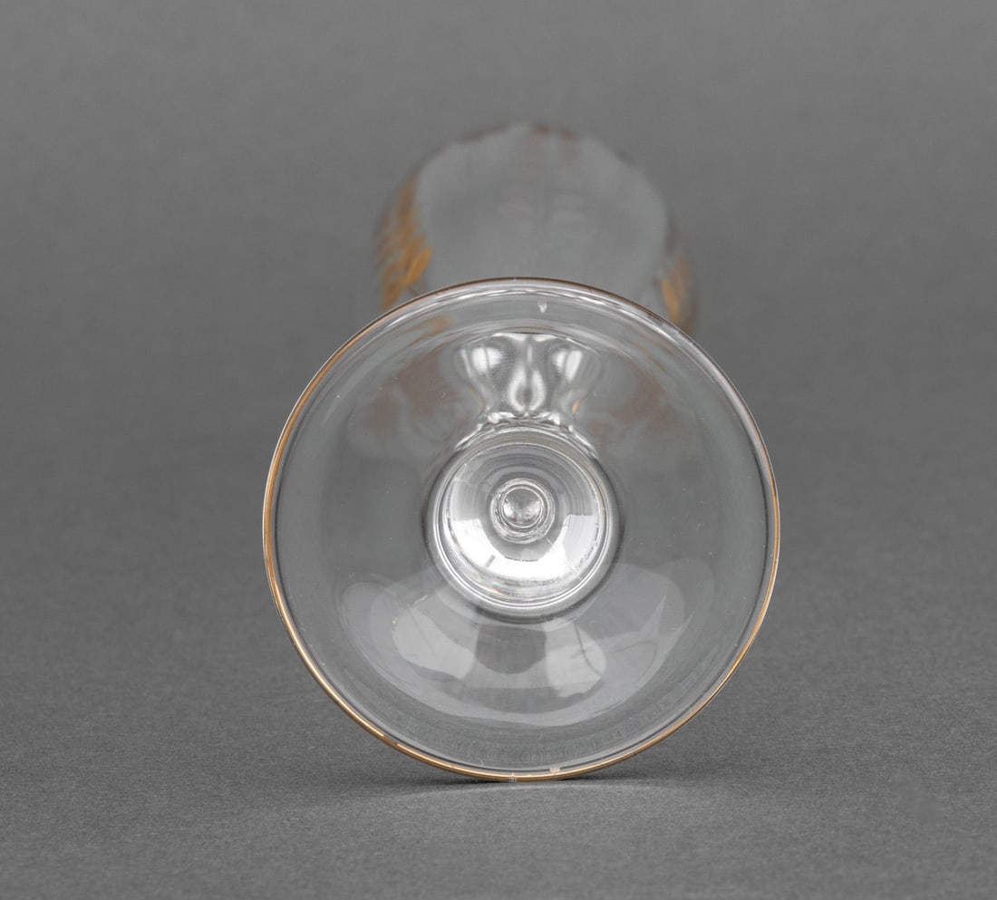 Leaf Pattern Gilt Crystal Stemware Service, 16 - 11