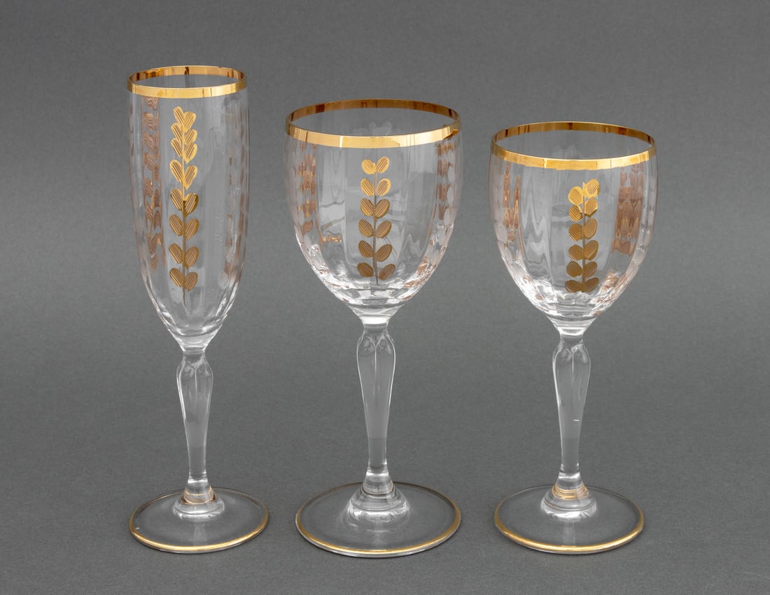 Leaf Pattern Gilt Crystal Stemware Service, 16 - 12