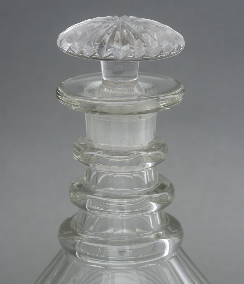 Georgian Faceted Cut Crystal Decanters, Pair - 2