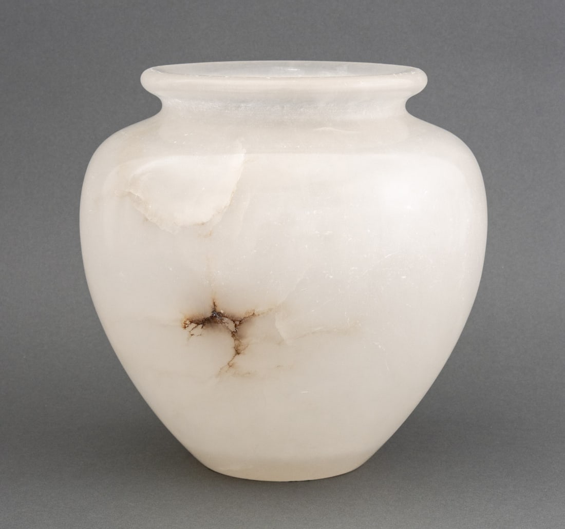 Italian White Alabaster "Agata" Vase (1 of 8)