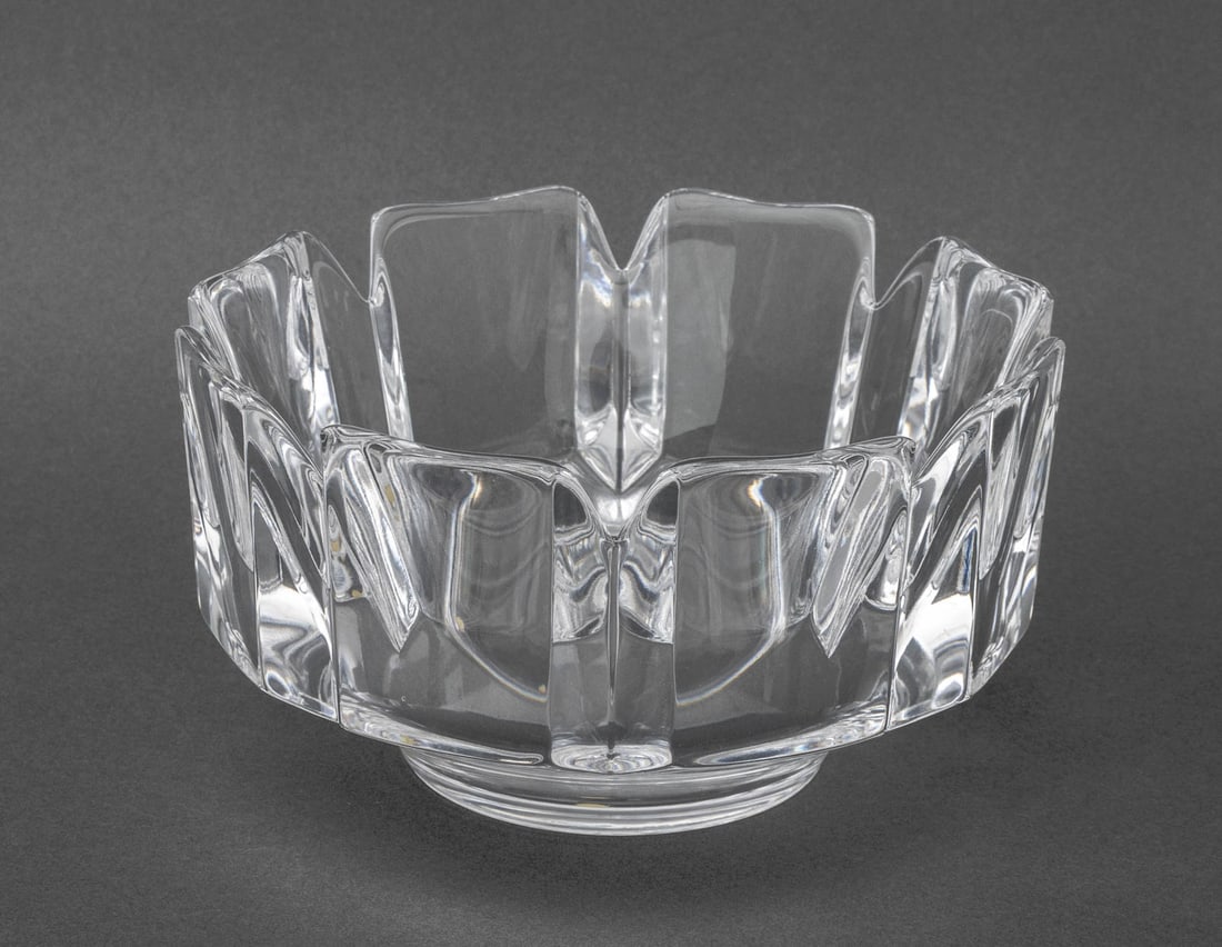 Orrefors "Corona" Crystal Centerpiece Bowl (1 of 8)