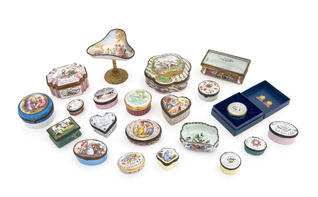 Continental Porcelain & Enamel Table Articles, 21 (1 of 19)