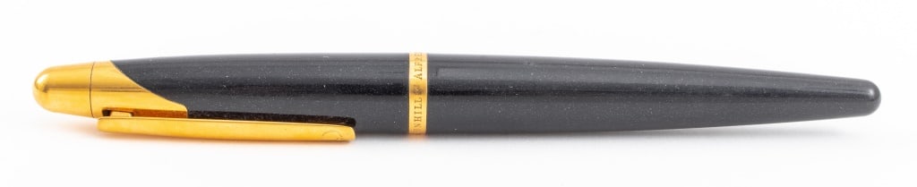 Alfred Dunhill 18K Yellow Gold Nib Fountain Pen (1 of 5)