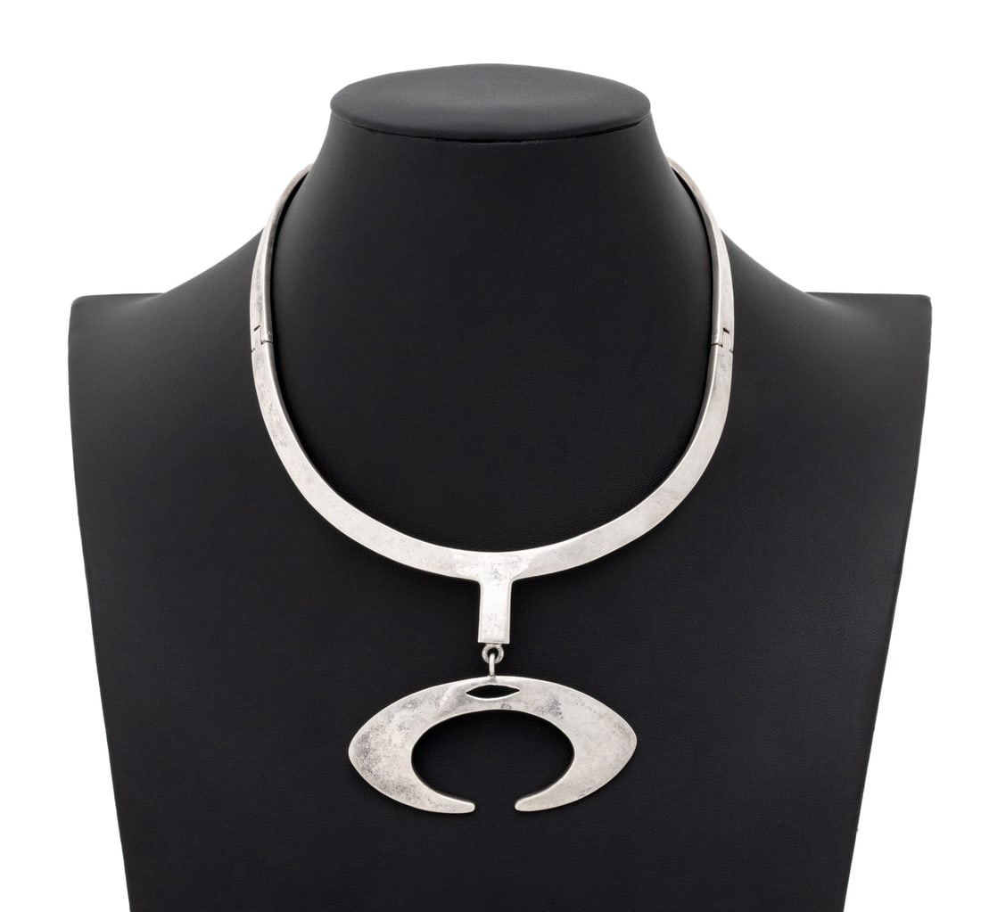 Mexican Sterling Silver Collar Pendant Necklace (1 of 7)