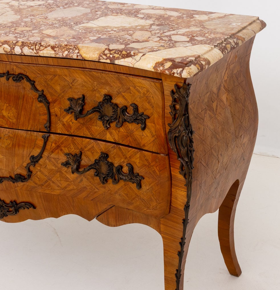 Louis XV Style Walnut Marquetry Bombe Commode - 6